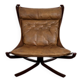 Leather armchair with a beech structure, Falcon model by Sigurd Ressel for Vatne Møbler, Denmark, 1970.