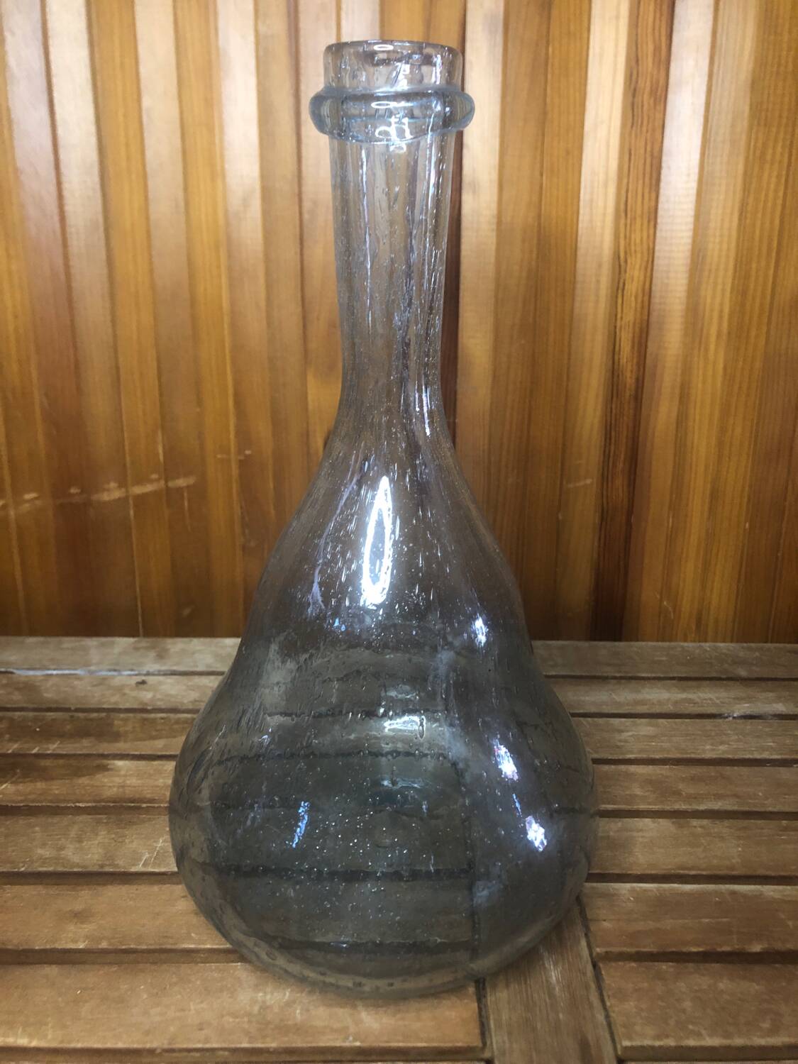 Ancienne bouteille style biot verre soufflé bullé bleuté vintage