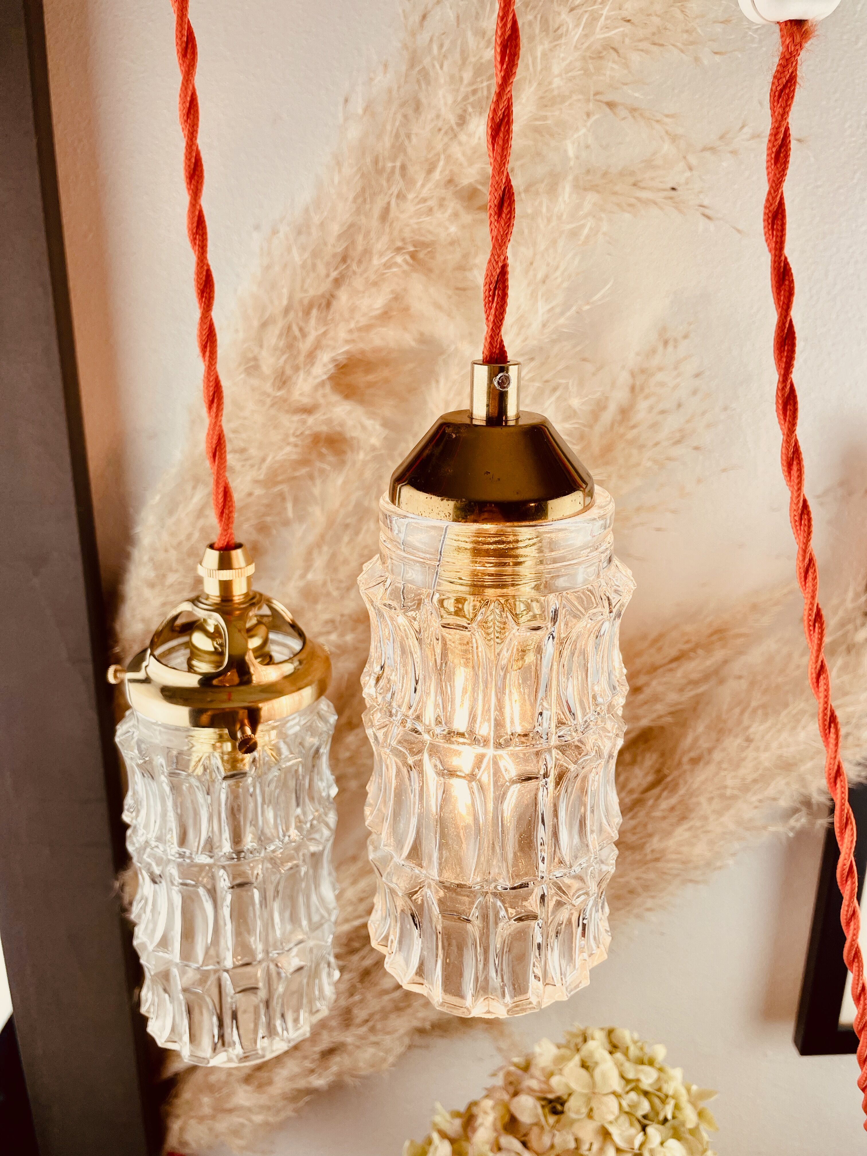 Walking lamp suspension tulip vintage pressed glass 70s