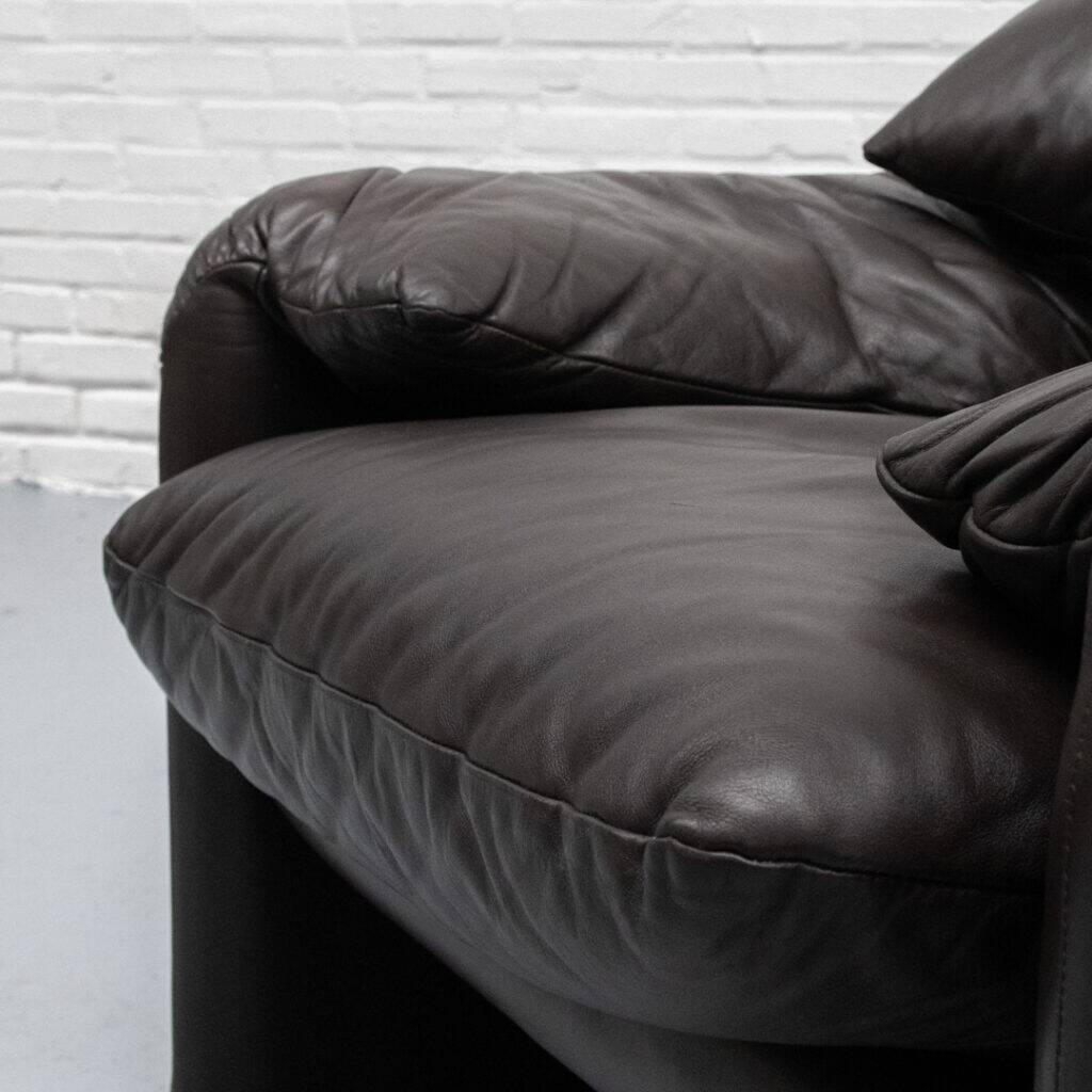 Fauteuil Cassina Maralunga années 1970
