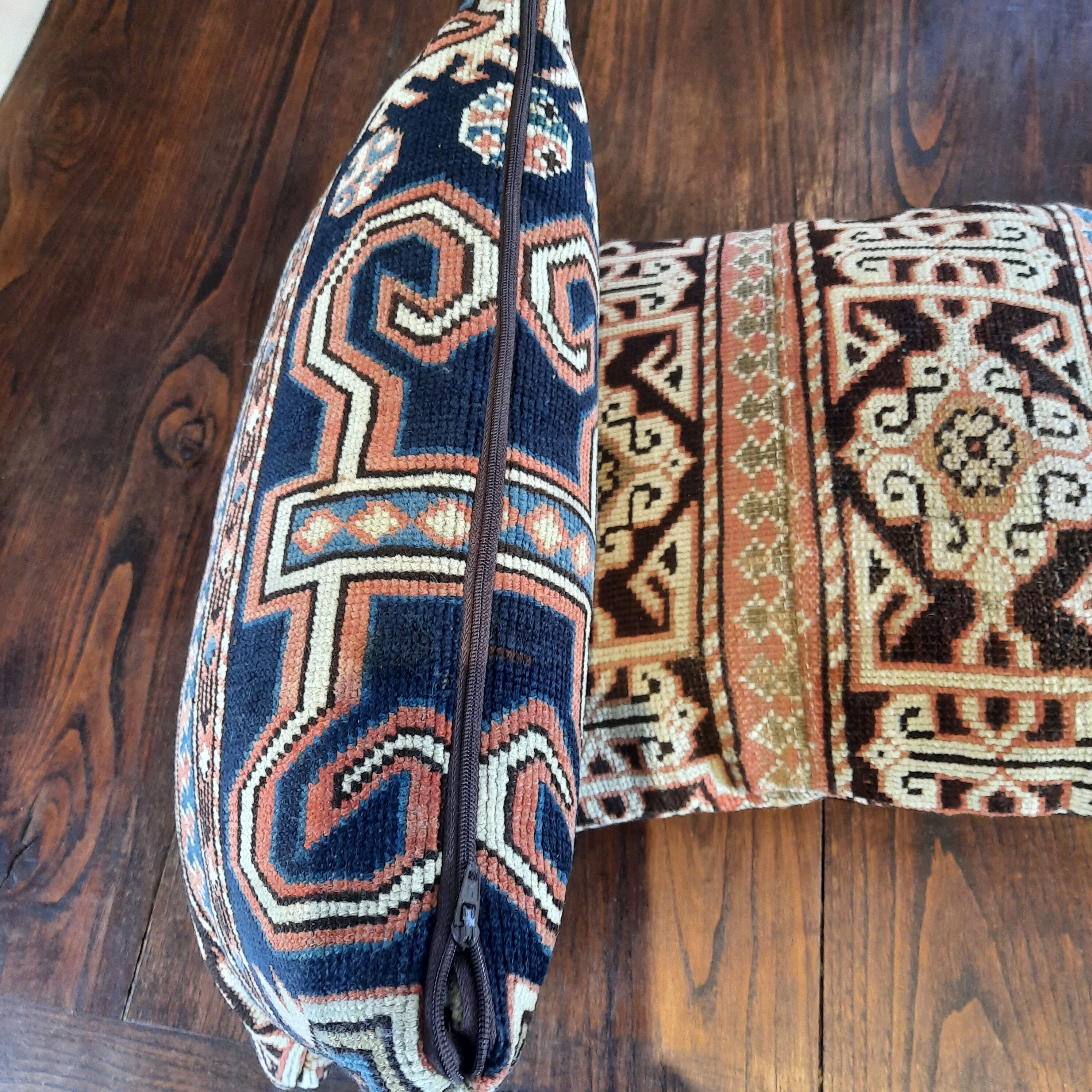 Set of 2 cushions "old oriental carpets"