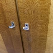 French wardrobe with tapered legs, 3 doors, 1 mirror, 27*130 and 1 t.
