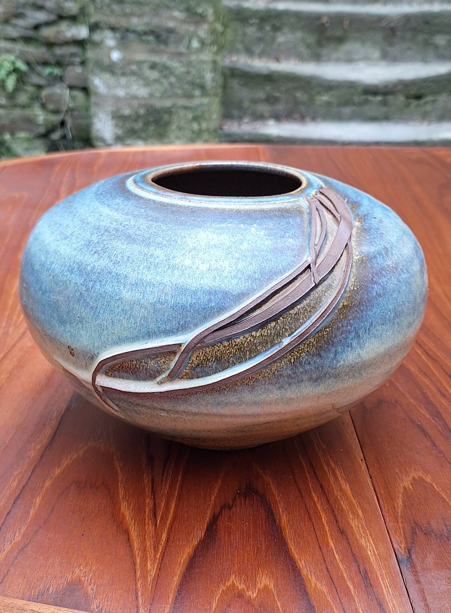 Ceramic vase by Nadia and Alain Pinel