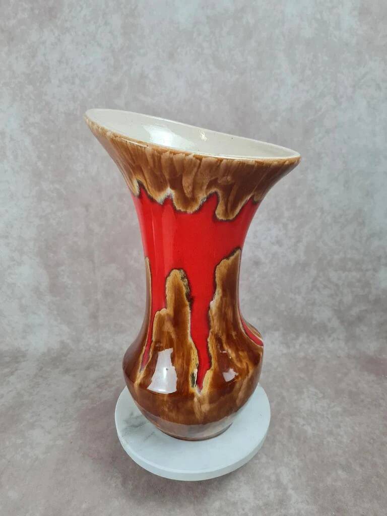 Large vintage vase signed Baudin 83 – red and brown enamelled