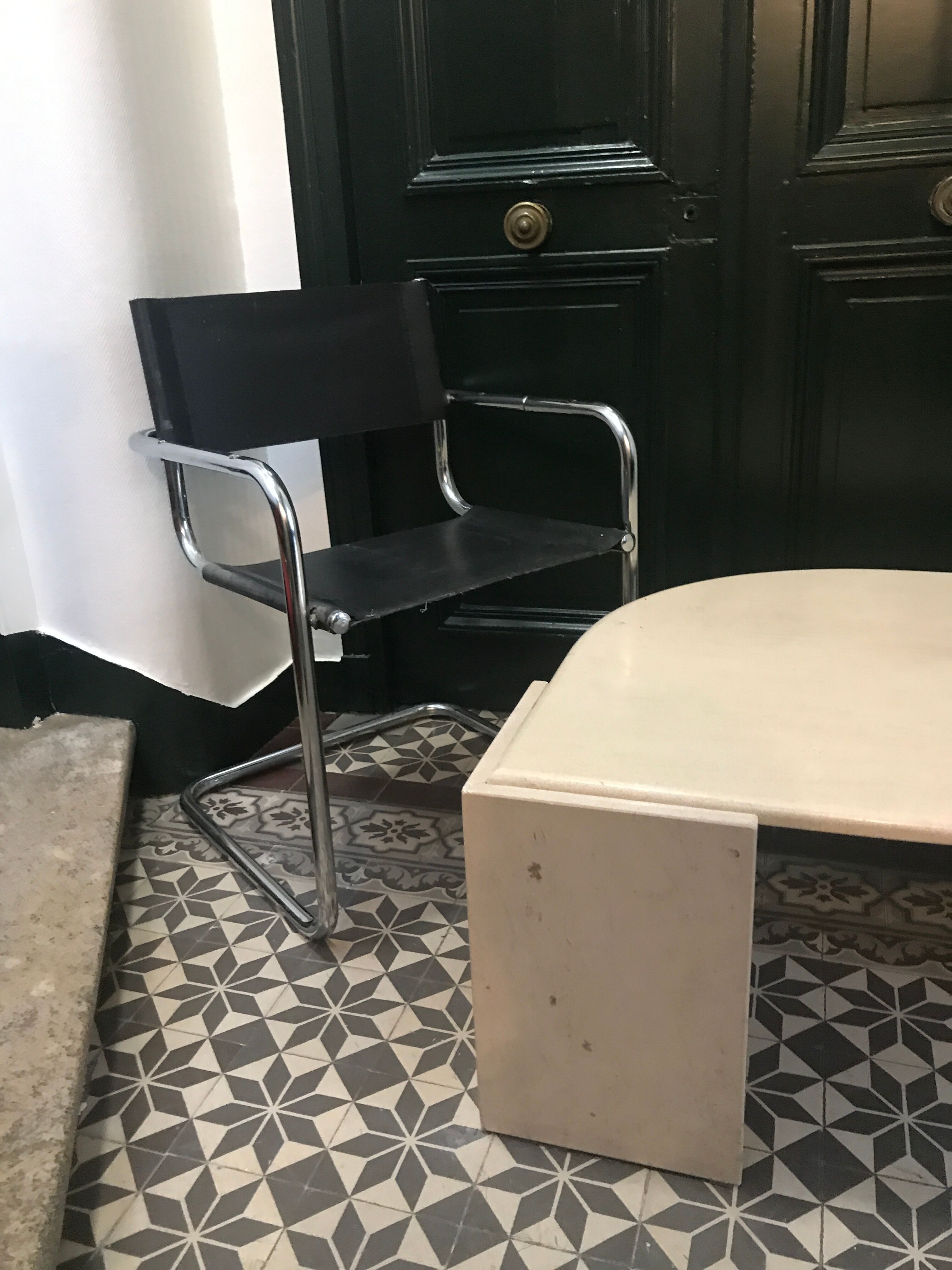 Table basse en travertin