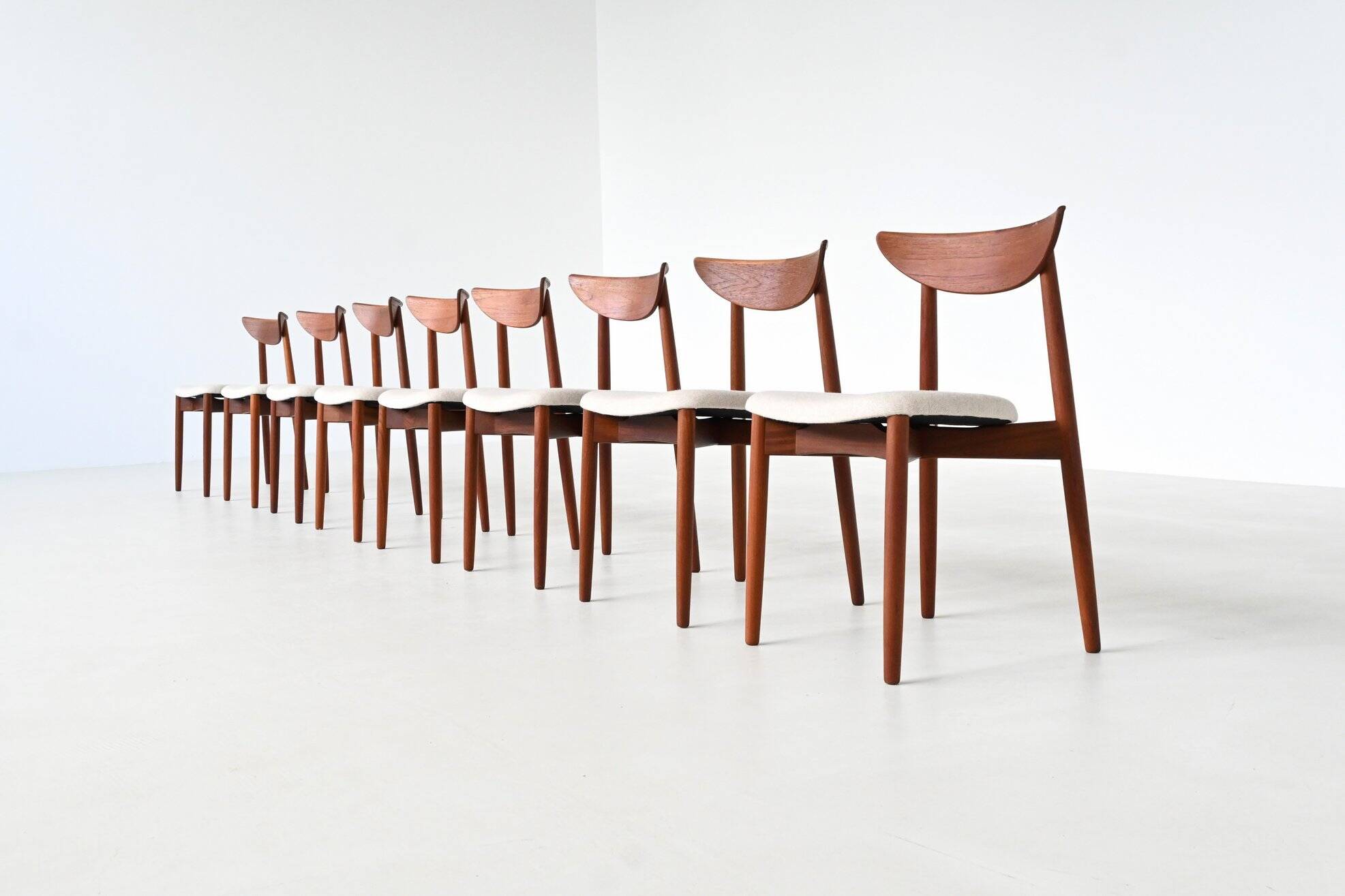 Harry Ostergaard set of eight dining chairs teak Randers 1960
