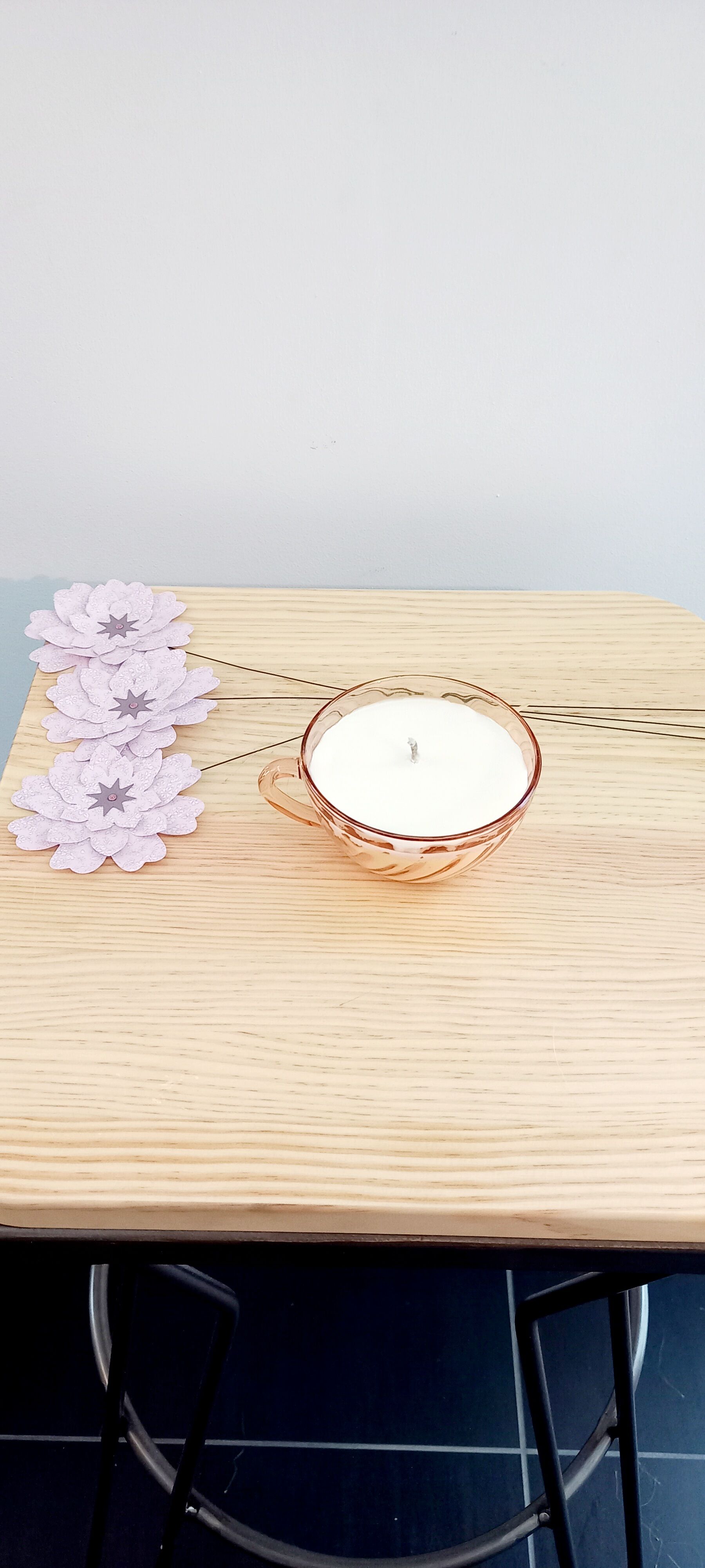 Vintage candle dried flowers