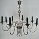 Lustre de style néoclassique en métal argenté de la maison Charles