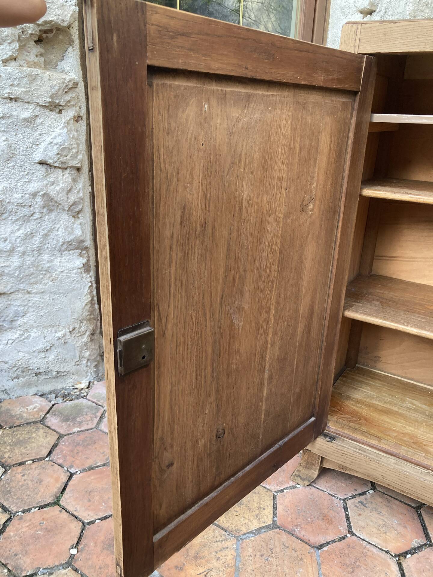 Buffet asymétrique ancien 