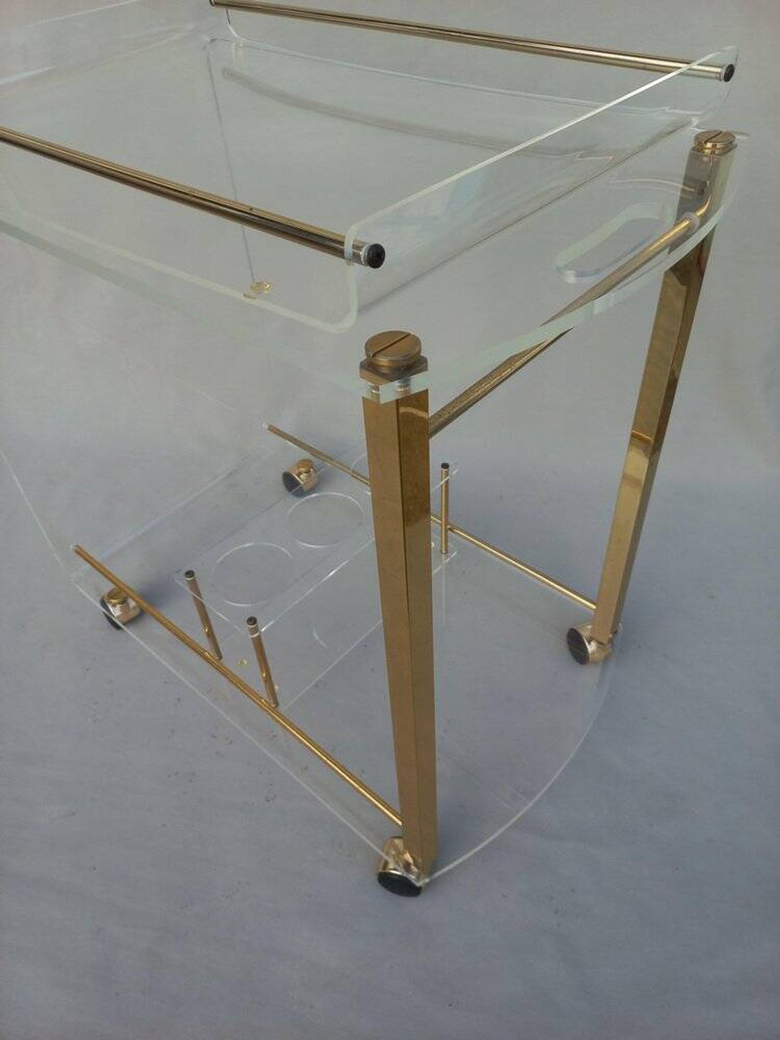 Table bar bout de canapé Design