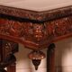 Table de milieu d'époque Renaissance en noyer