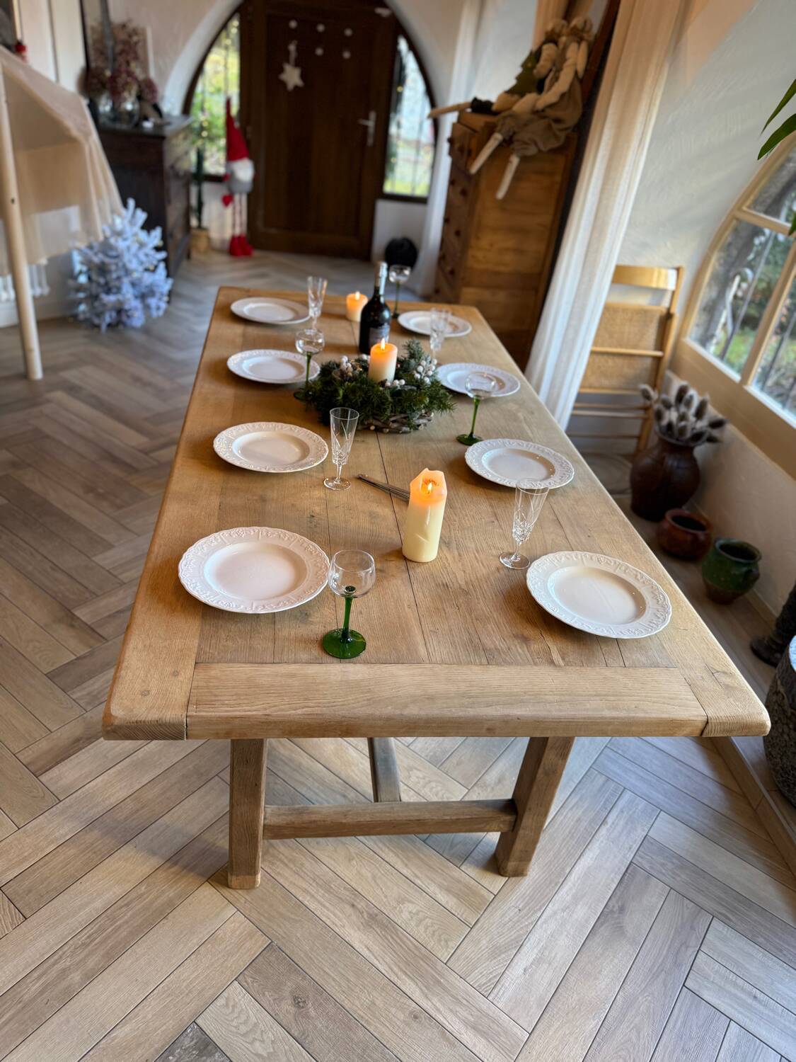 Solid wood farmhouse table with 2 extensions