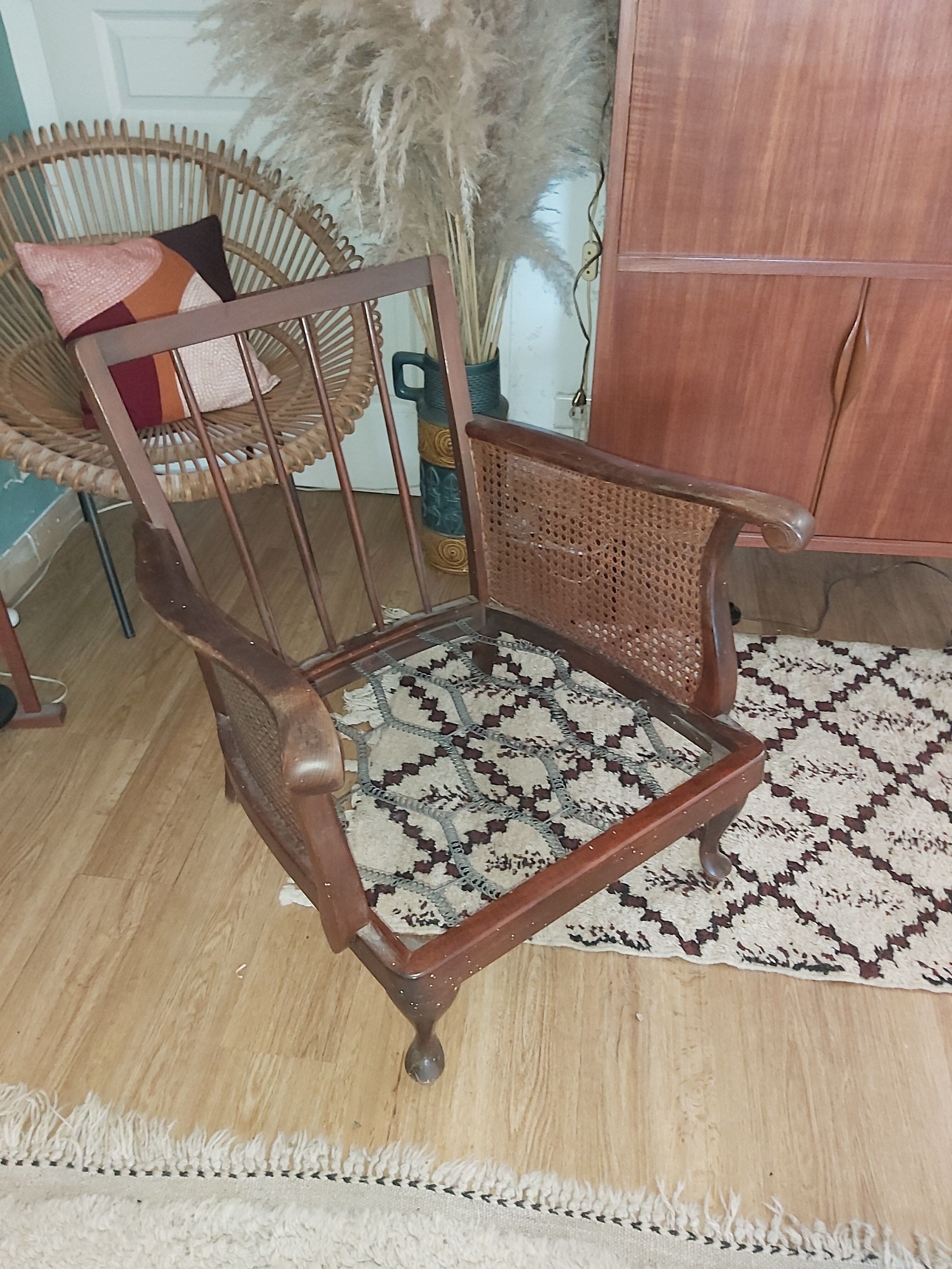 Chippendale wooden and canning armchair