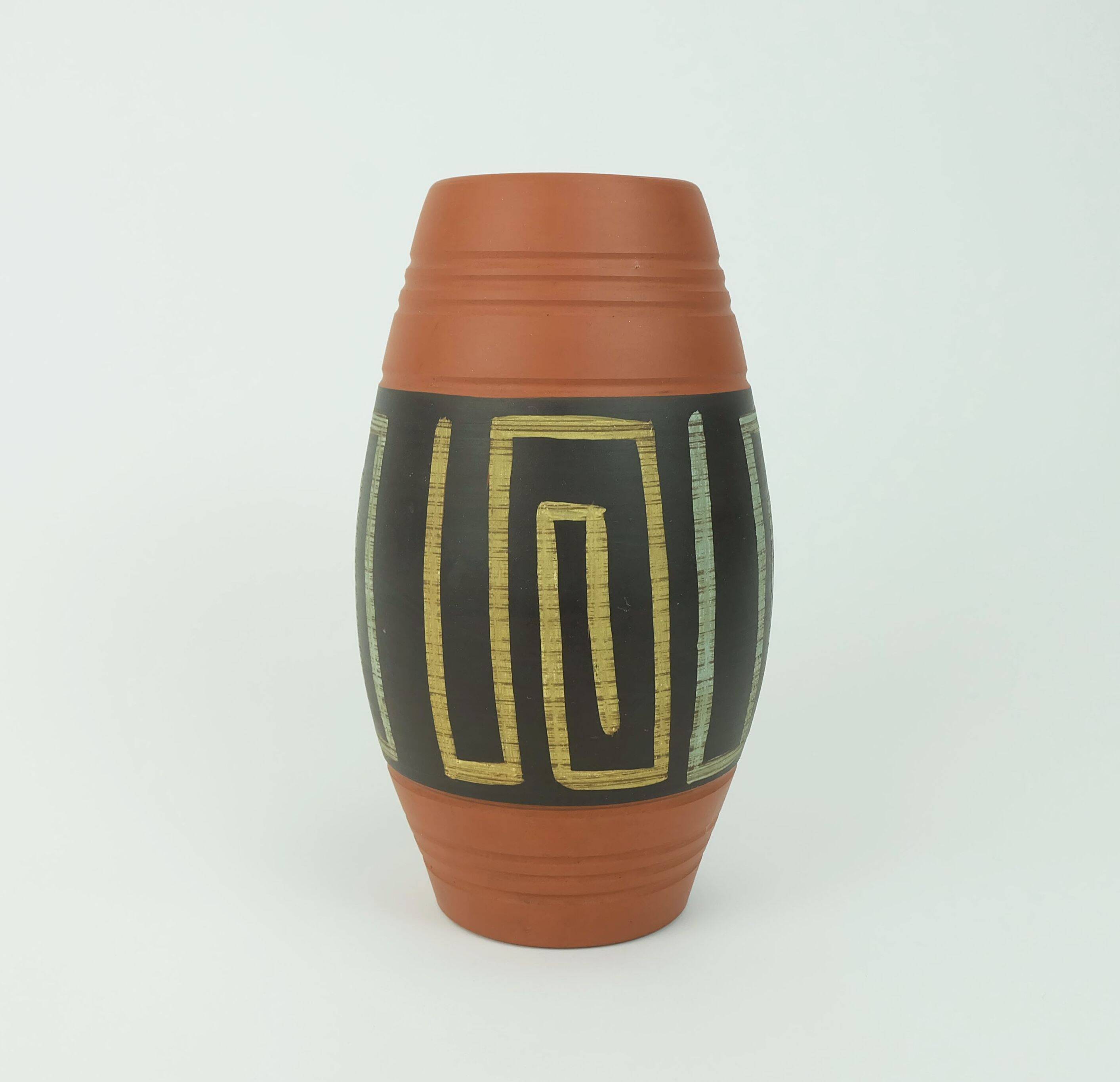 mid century VASE duemler & breiden model 50/20 sgraffito and abstract decor