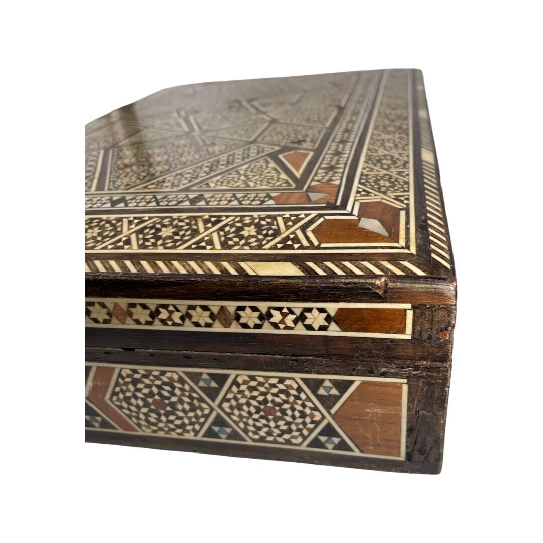 Large Persian marquetry box inlaid with its key