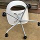 Fauteuil pivotant à roulette Tom Vac design Ron Arad édition Vitra vintage 90 blanc