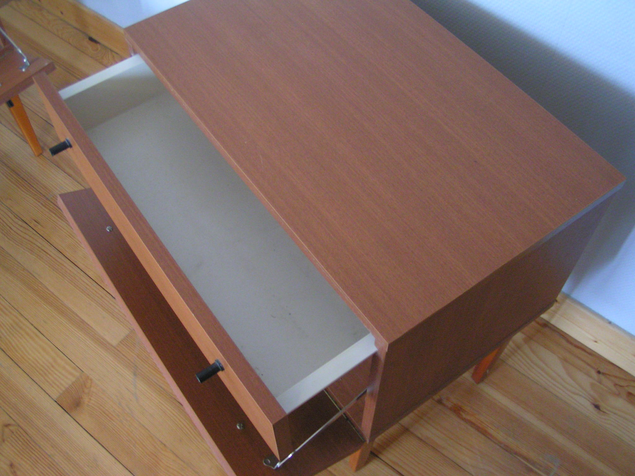 70s bedsides
