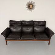 Vintage black leather Dreipunkt Scala design 3-seater sofa in teak.