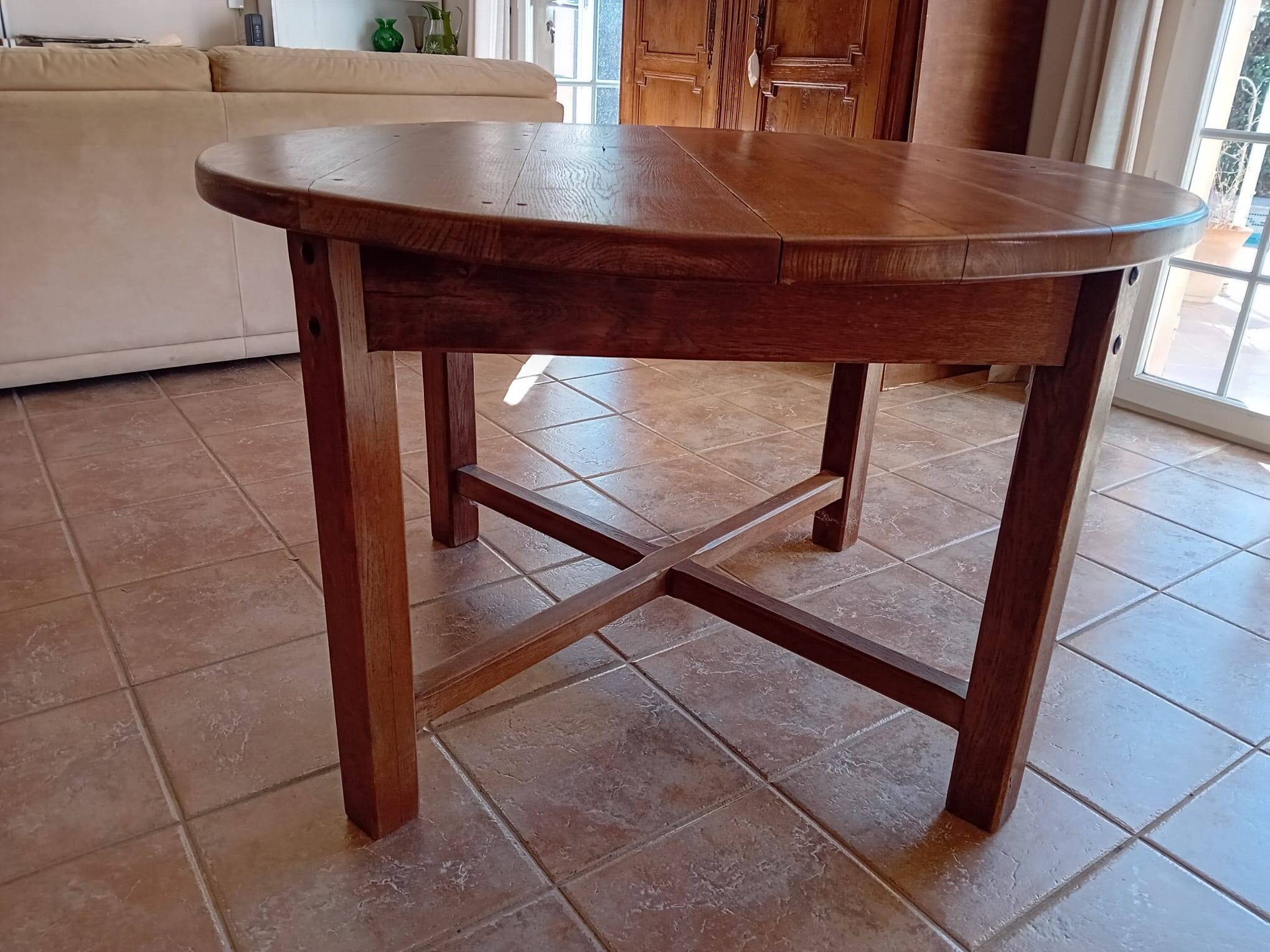 Oak table