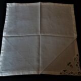 Round coat with eight Luxeuil lace towels embroidery hand linen