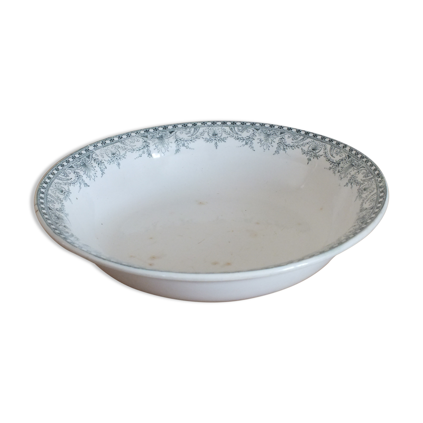 Hollow dish in Iron Earth Moulin des Loups model Wilbur