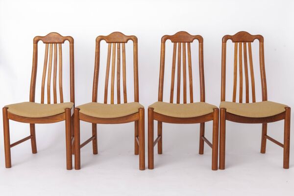 Ensemble de 4 chaises de salle à manger en teck danois des années 1960, chaises vintage du milieu du siècle, beige.