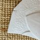 Paire d'appliques en plâtre, décor palmettes, XXe