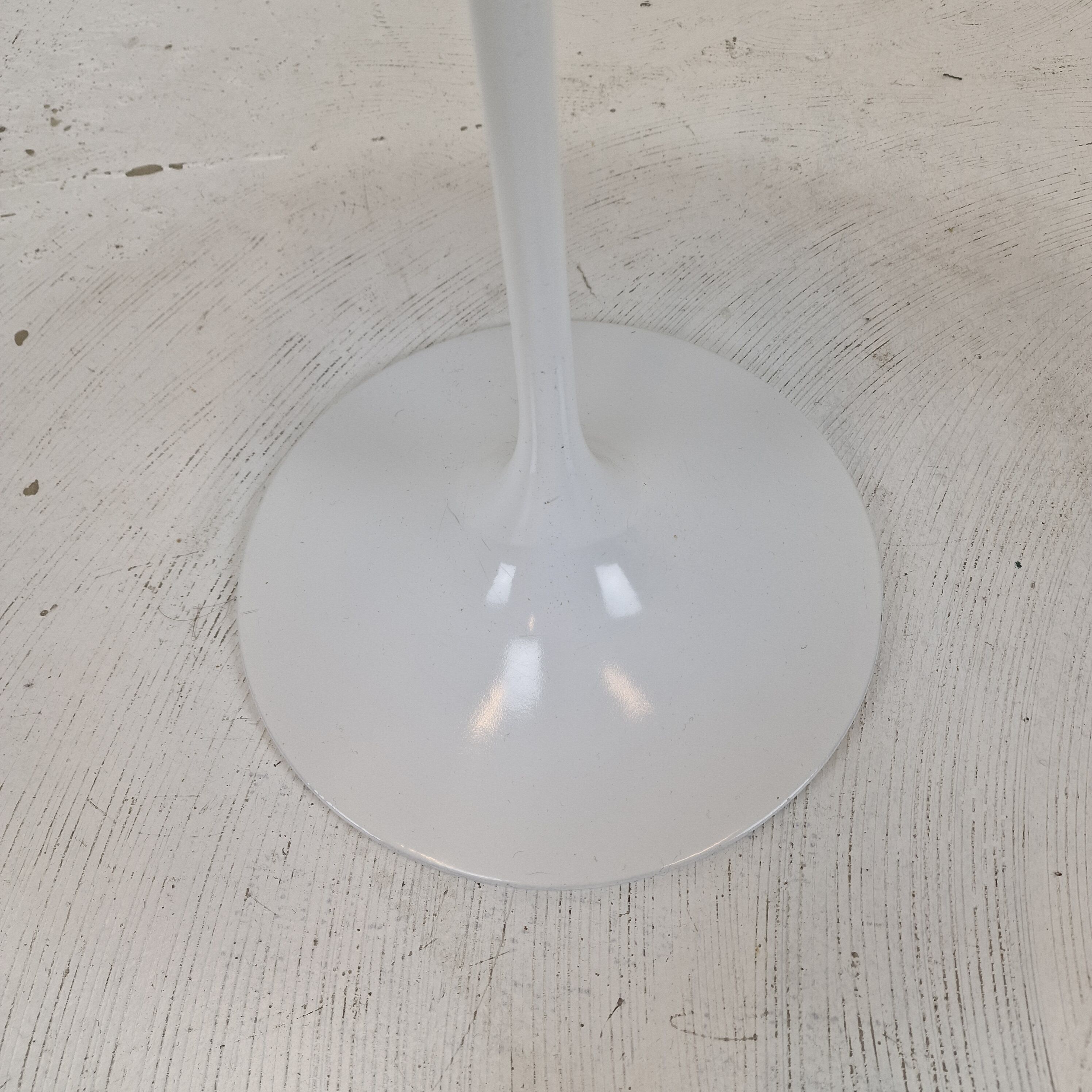 Table d’appoint ovale en marbre par Eero Saarinen pour Knoll