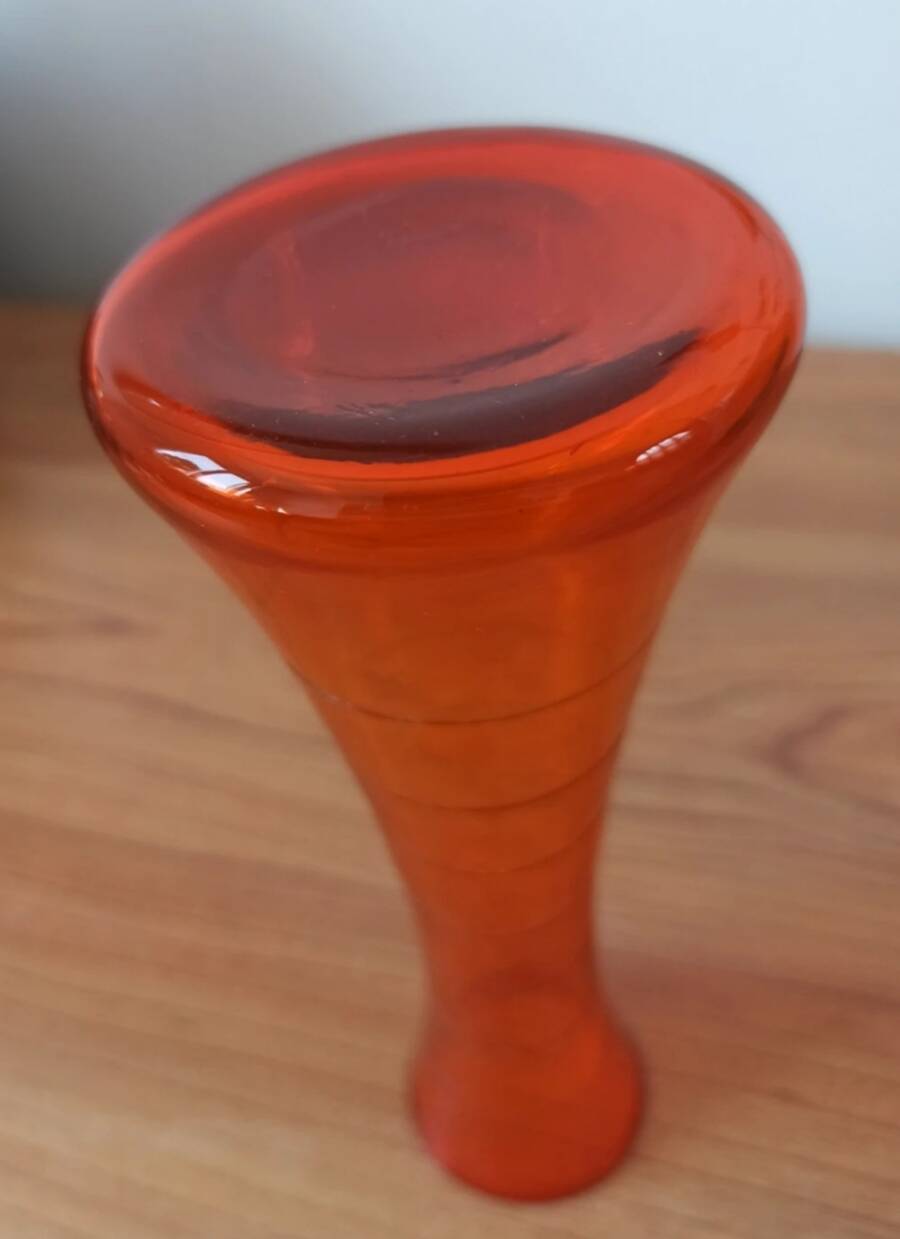 Vintage 70's pop soliflore vase - Hand-carved decor