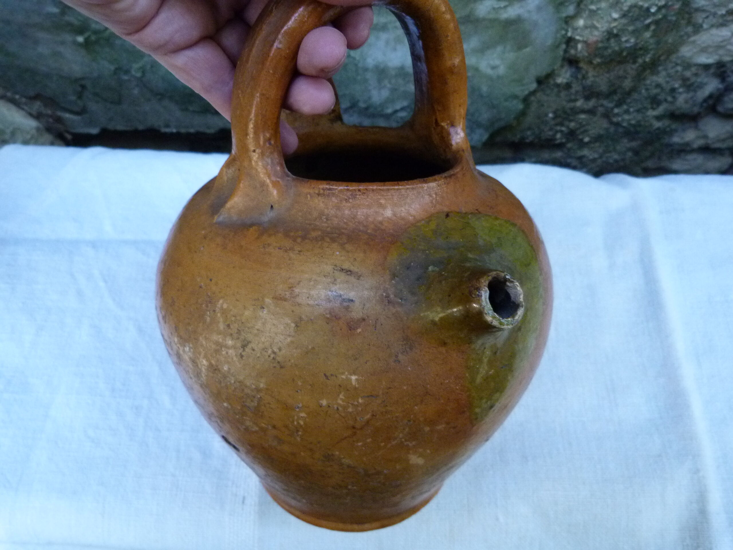 Old kid gargoulette in glazed earth nineteenth century