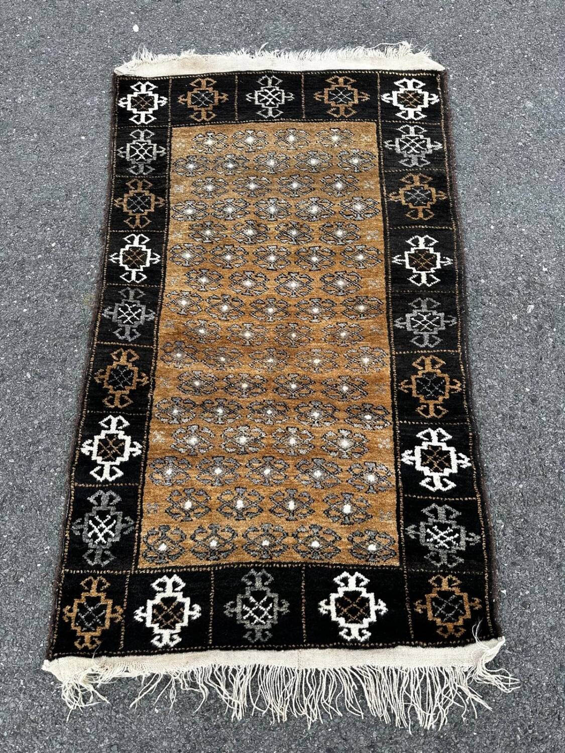 Handmade Persian carpet