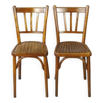 Deux chaises bistrot classiques, 1930 assise bois