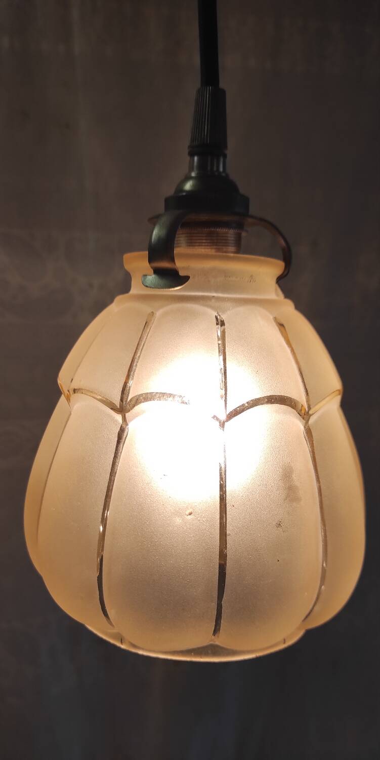 Art Deco lampshade in gilded glass and brass frame - mid 20th century