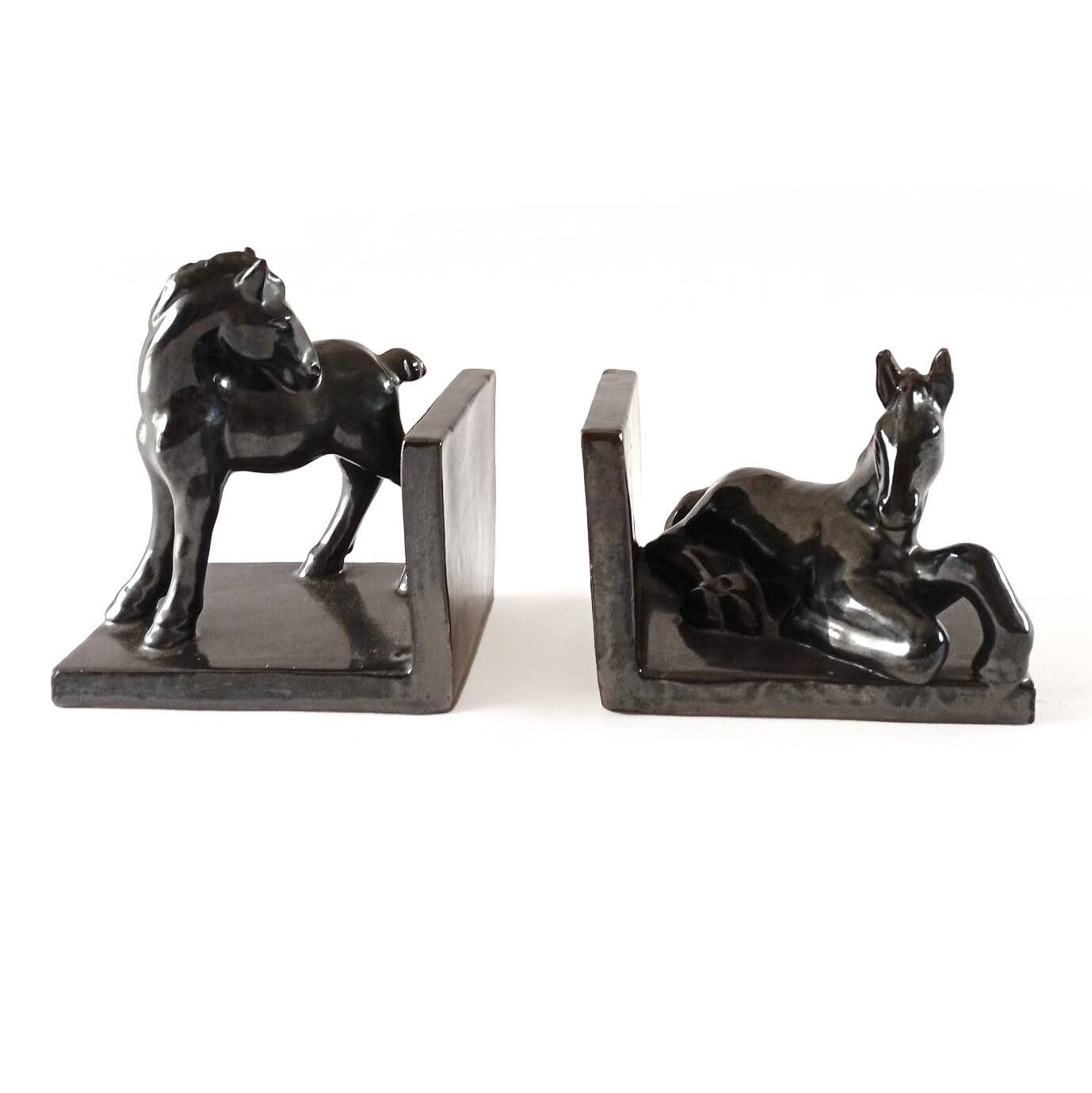 Black ceramic bookends horses