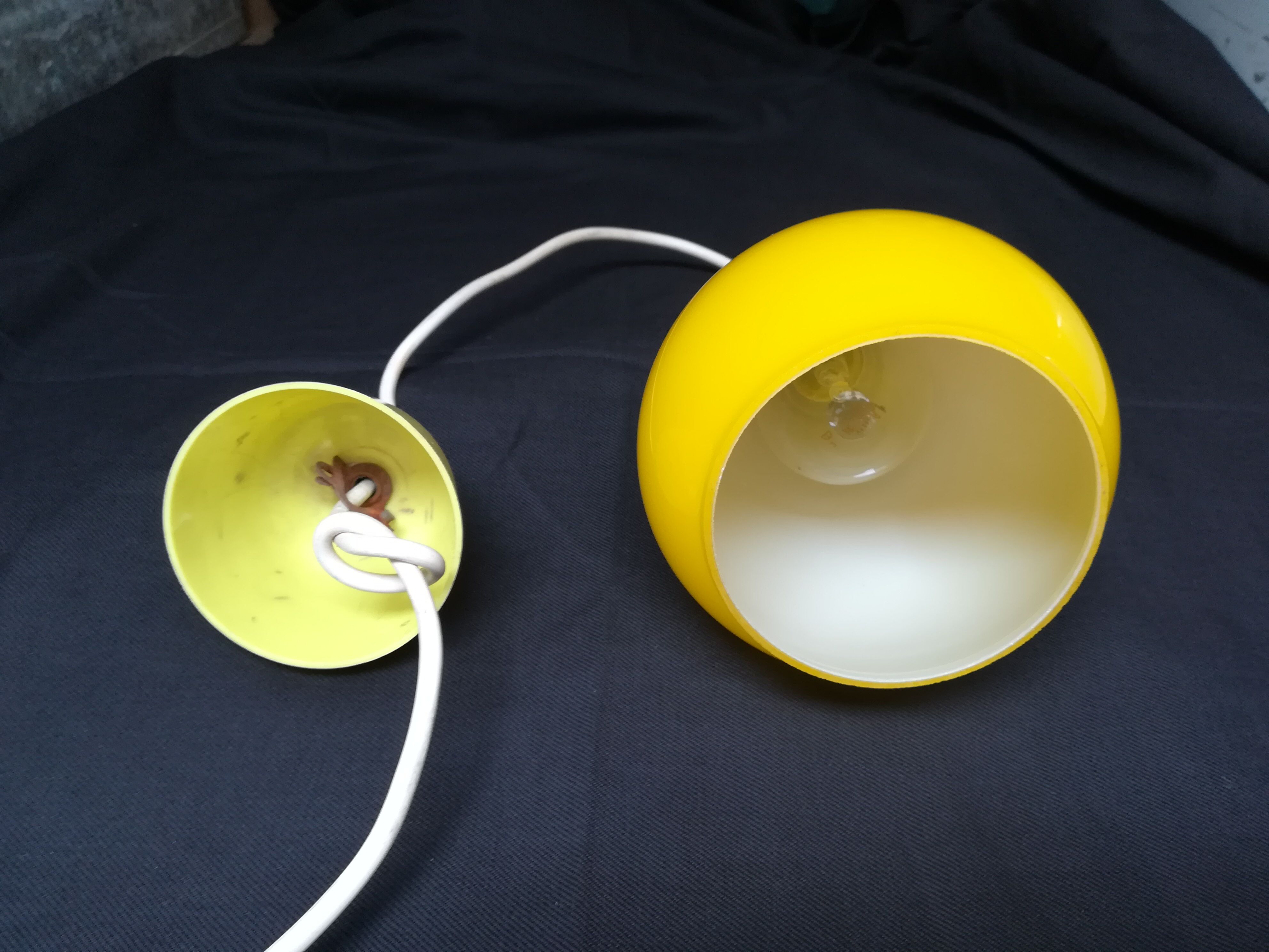 Hanging lamp years 60