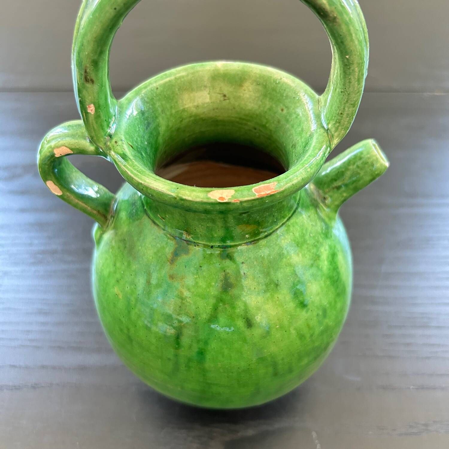 Ancient green gargoulette