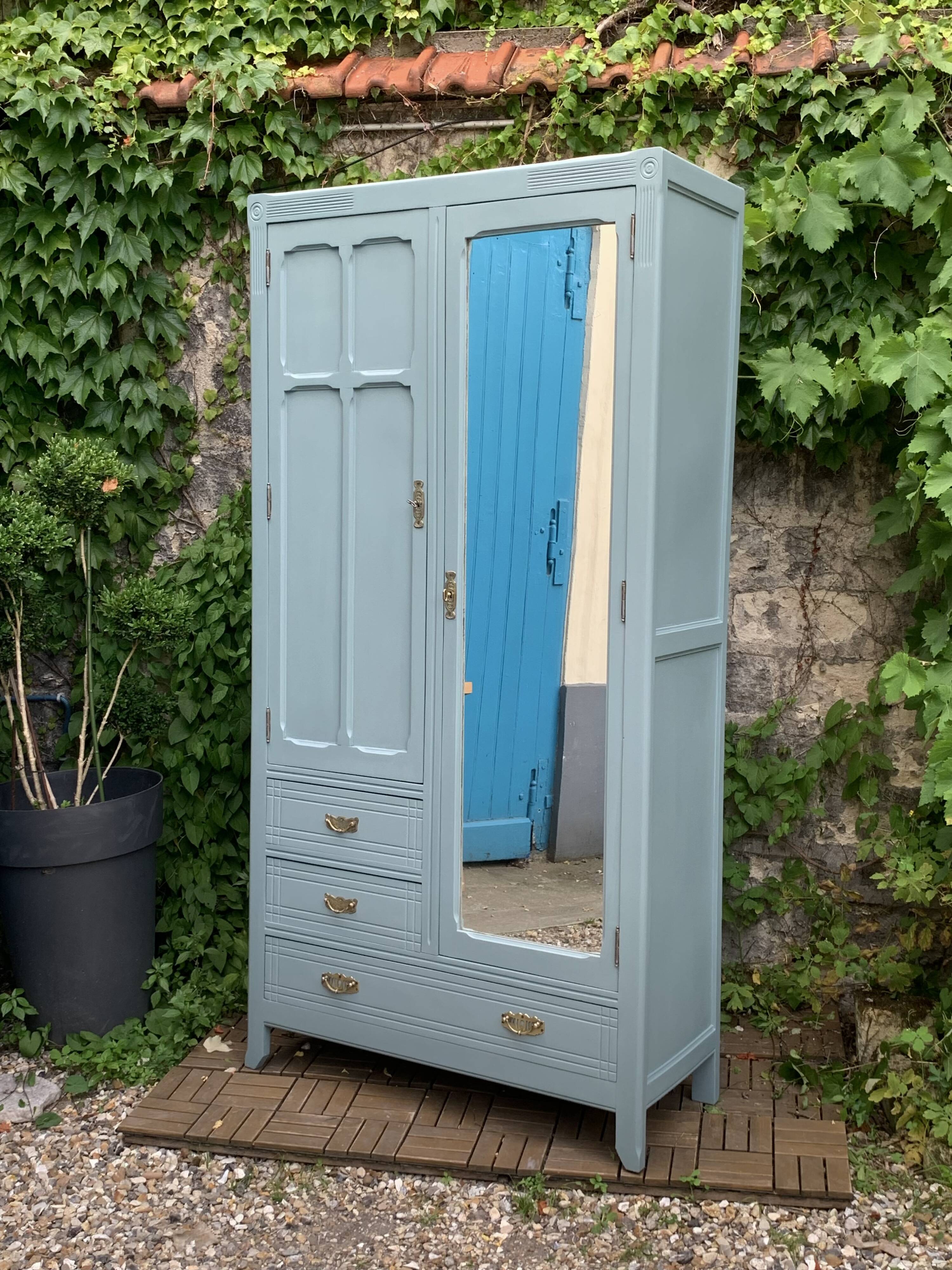 Parisian art deco hotel wardrobe 1930