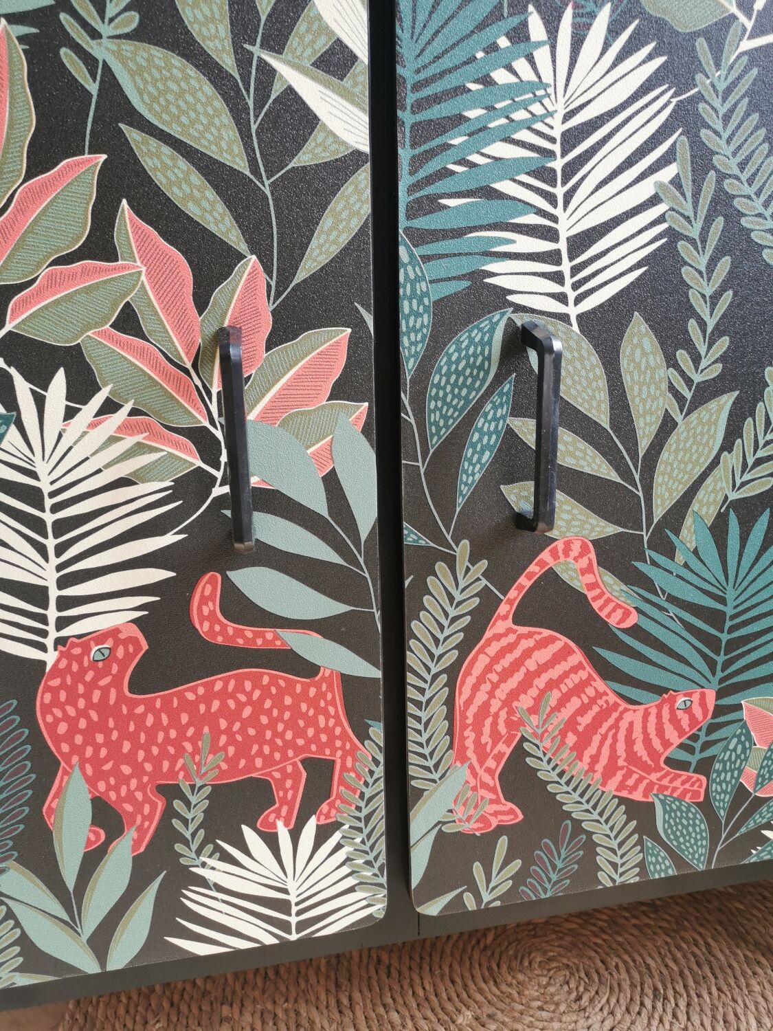 Formica vintage sideboard