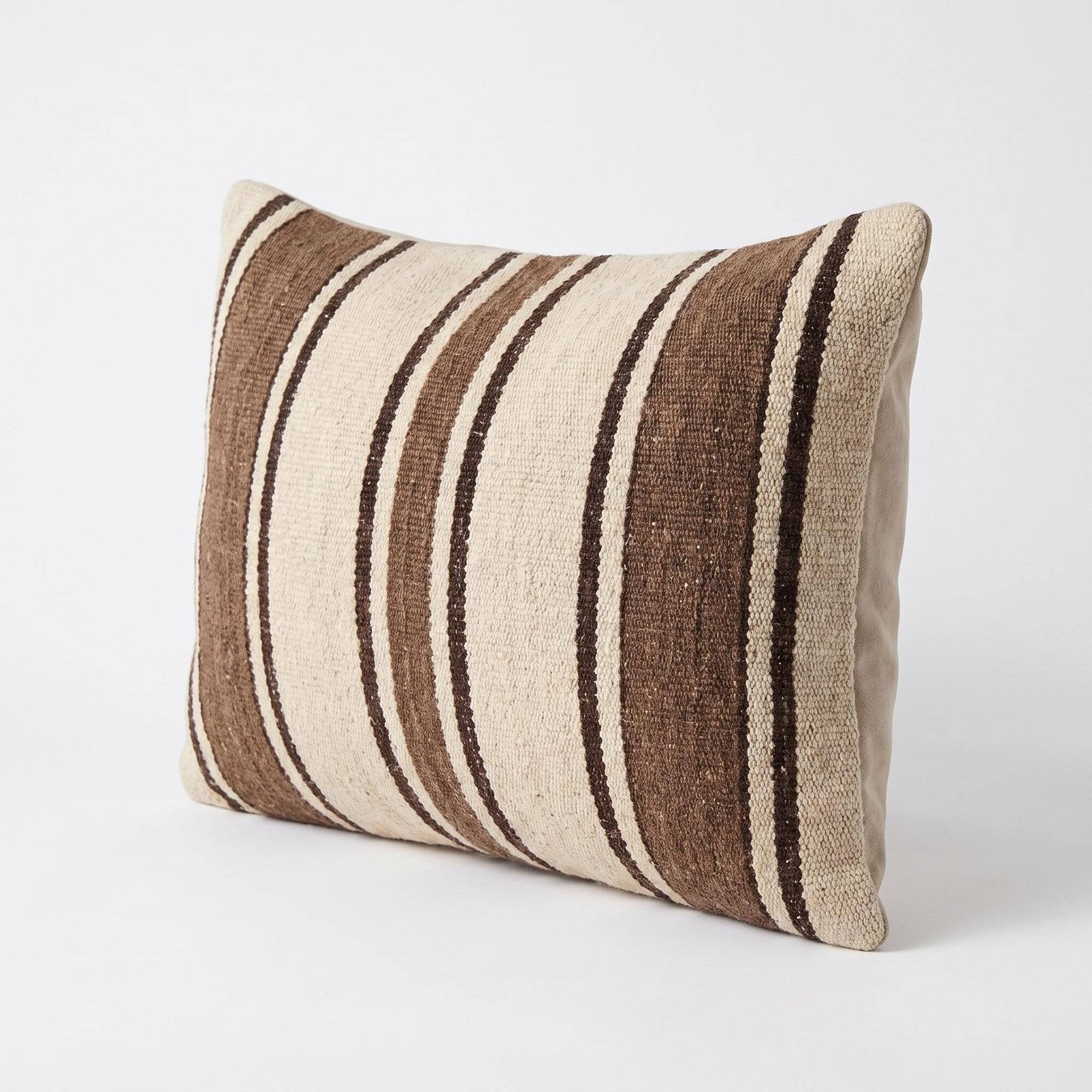 Vintage kilim cushion cover 41x61 cm