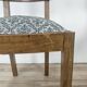 Ensemble de chaises Art Déco avec tabouret.