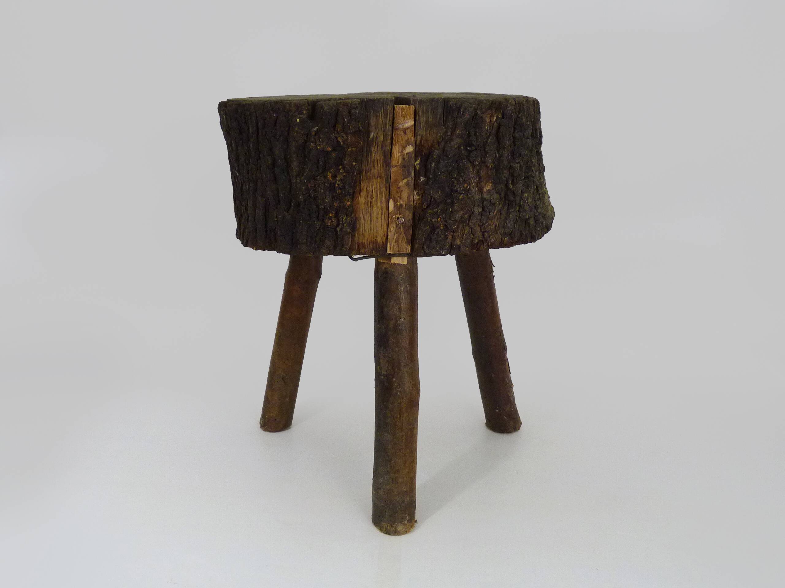 Tripod oak milking stool, Ariège peasant art, France (19th century)