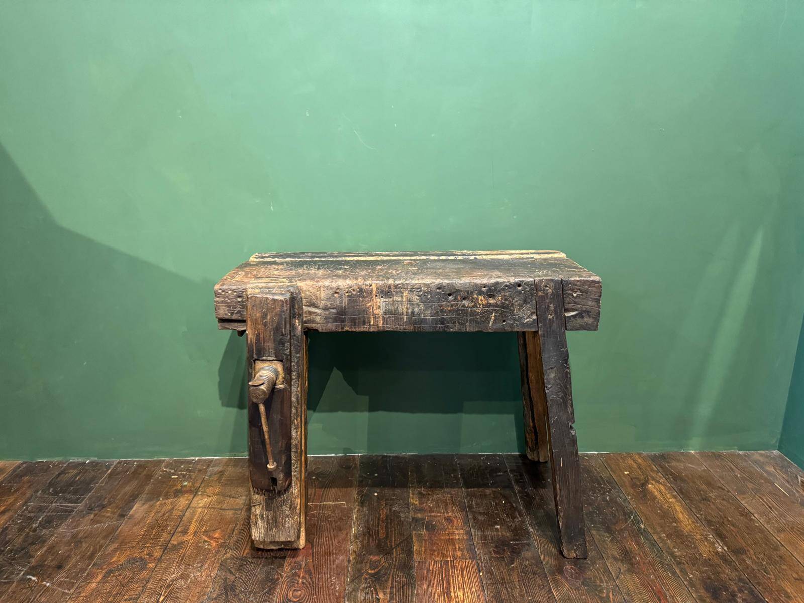 Old small workbench