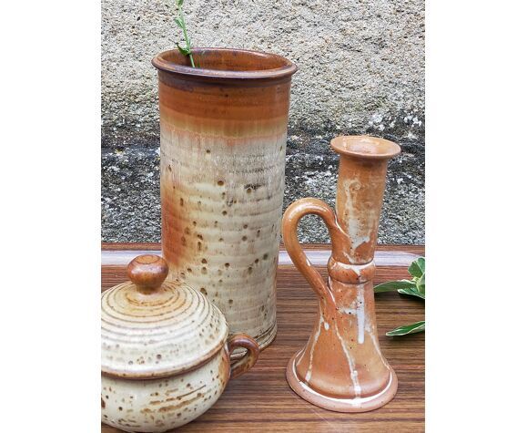 Potter's top cylinder vase in enamelled sandstone