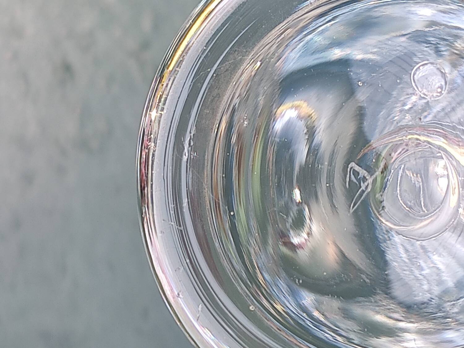 Bang olufsen crystal soliflore vase