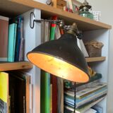 Pincer lamp / old workshop spot