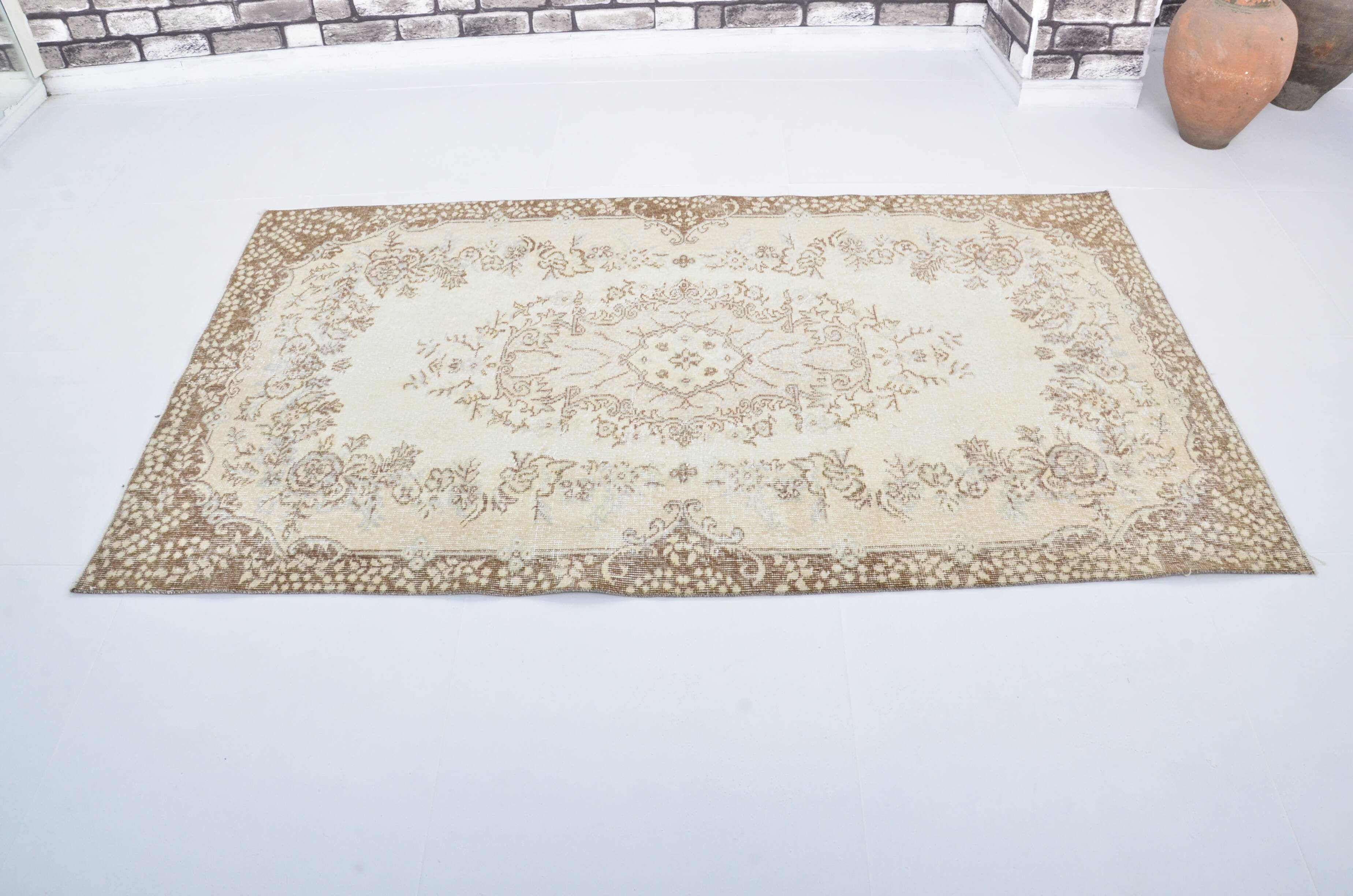 Antique Handknotted Anatolian Carpet sku 3144