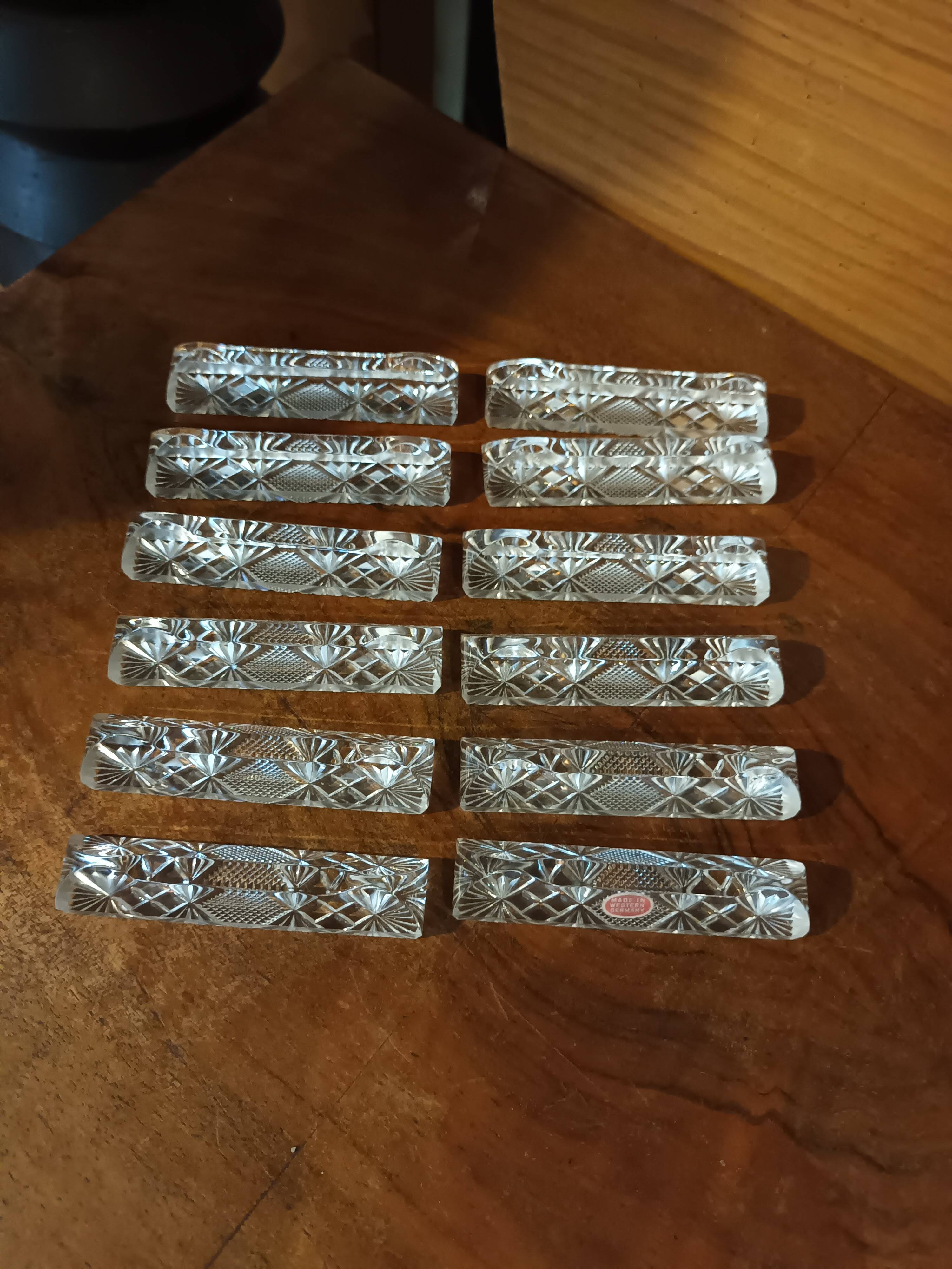 12 cut crystal knife holders