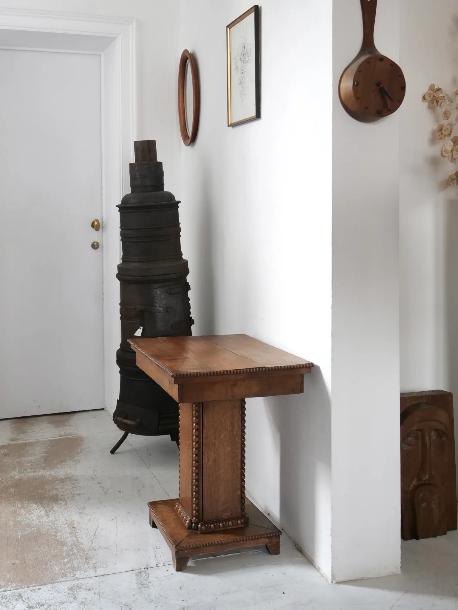 side table in Popular Art style with systems