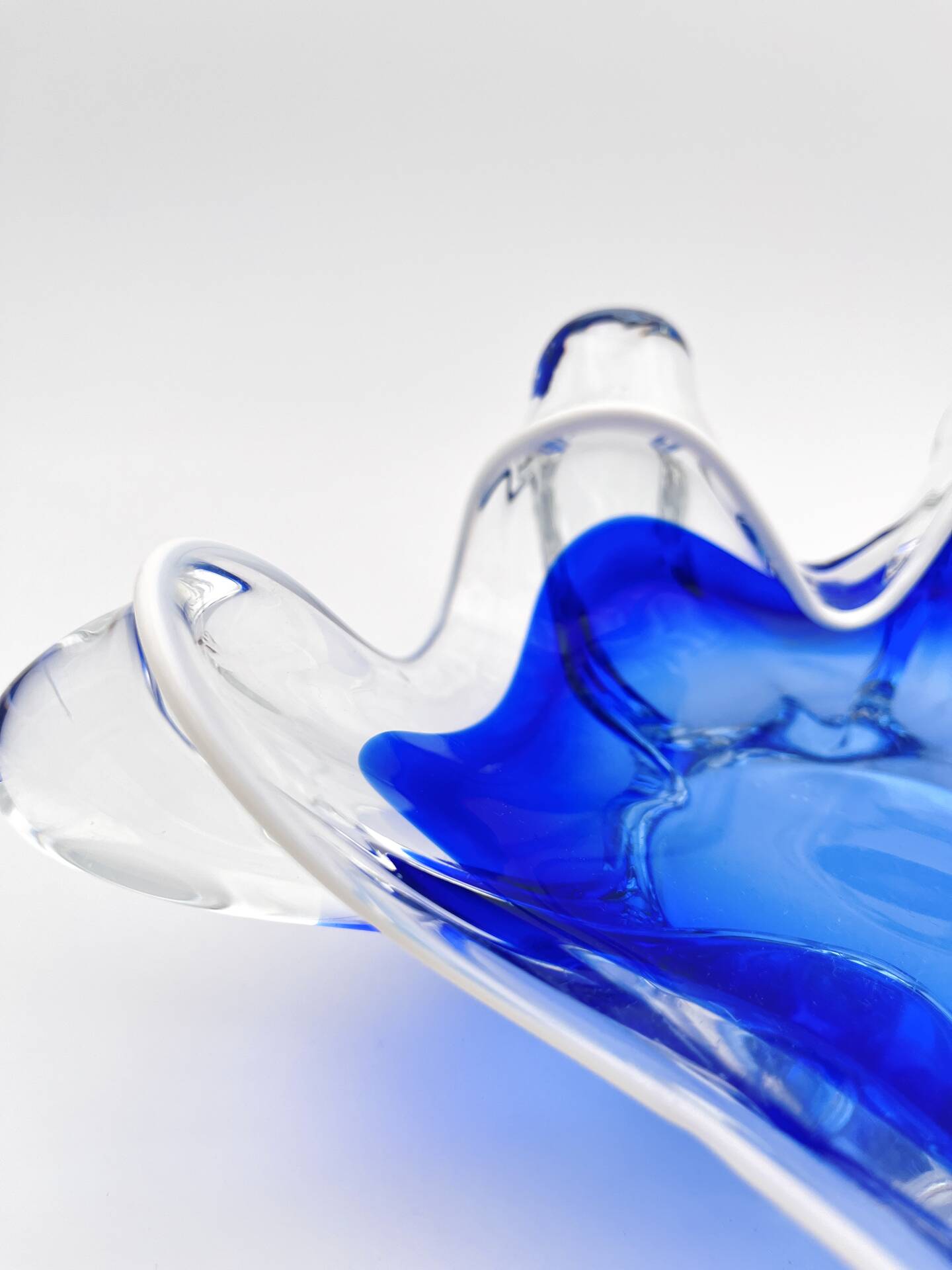 Cup Josef Hospodka Chribska Cristal Bleu Cobalt White Trim 24cm