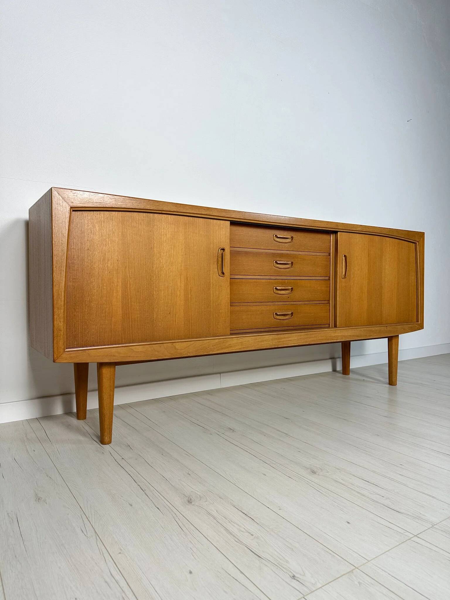 1960s Vintage Minimalistic Teak Sideboard by Bartels